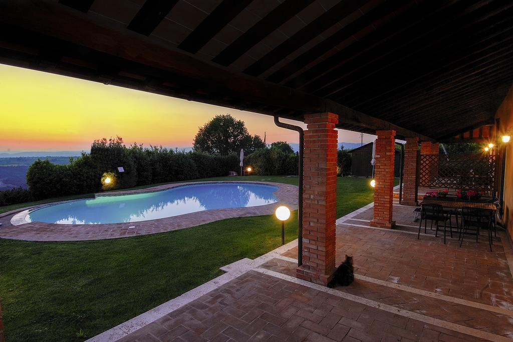 Agriturismo Poggio Delle Conche Питиляно Екстериор снимка