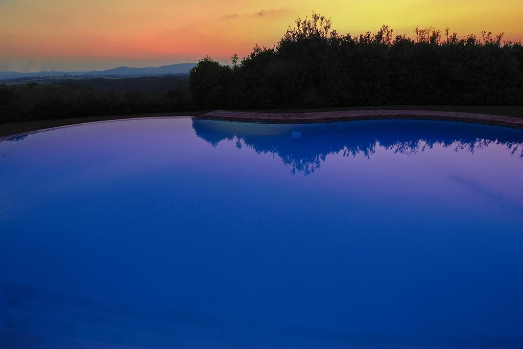 Agriturismo Poggio Delle Conche Питиляно Екстериор снимка