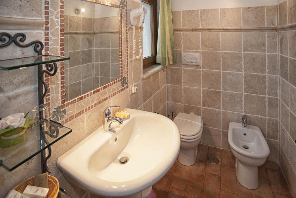 Agriturismo Poggio Delle Conche Питиляно Екстериор снимка