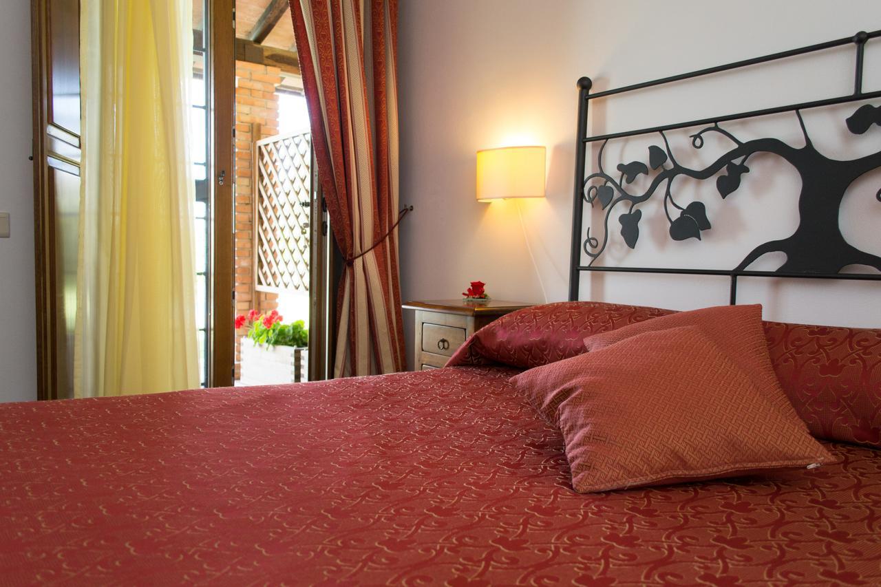 Agriturismo Poggio Delle Conche Питиляно Екстериор снимка