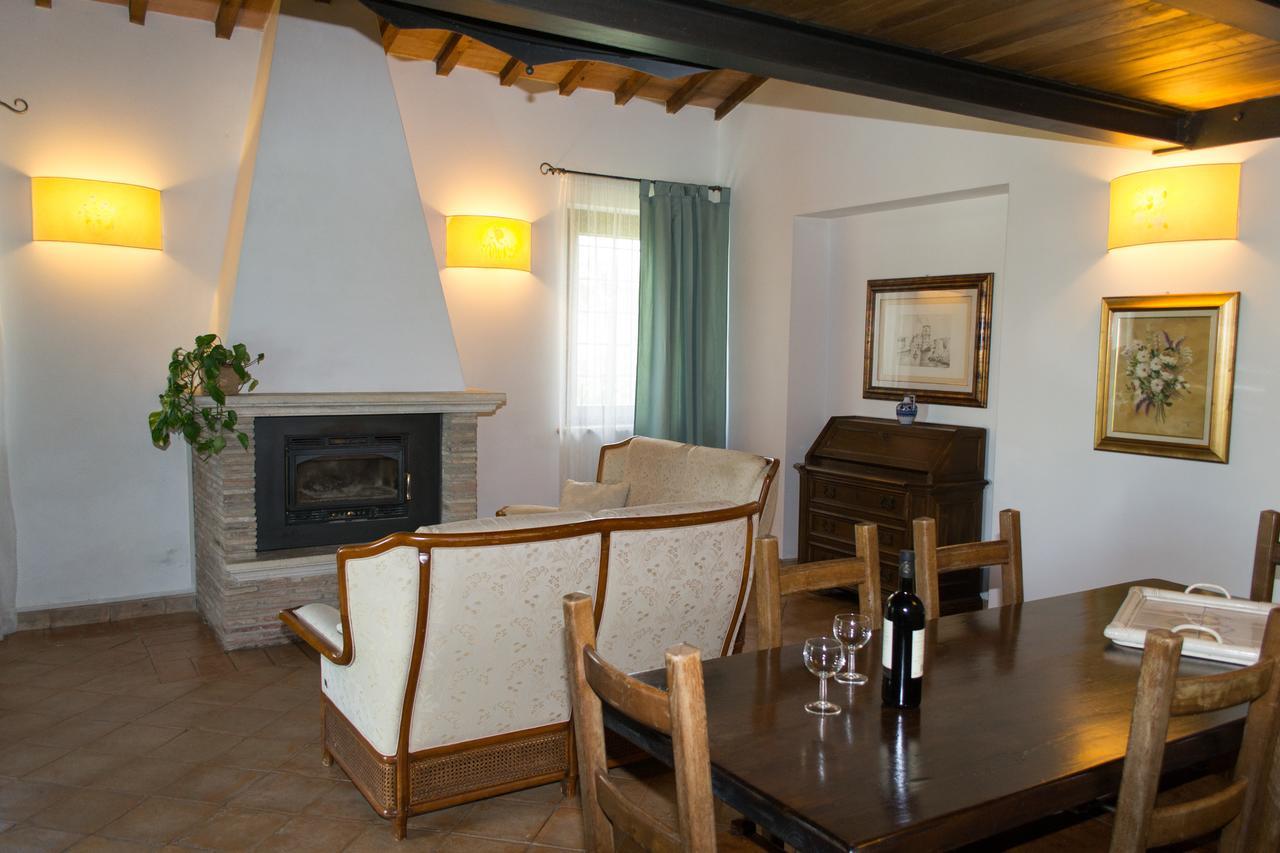 Agriturismo Poggio Delle Conche Питиляно Екстериор снимка