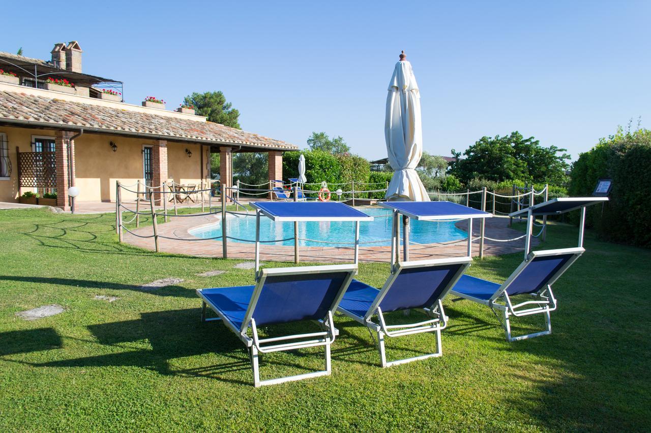 Agriturismo Poggio Delle Conche Питиляно Екстериор снимка